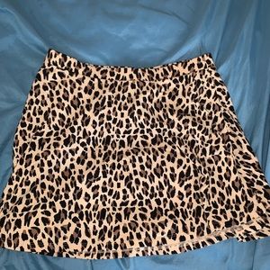 Forever 21 Cheetah print skirt